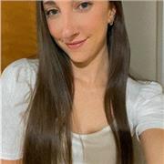 Farmacéutica ofrece clases particulares de Química